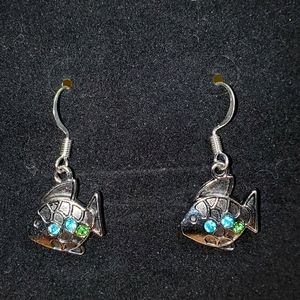 NWOT rhinestone fish